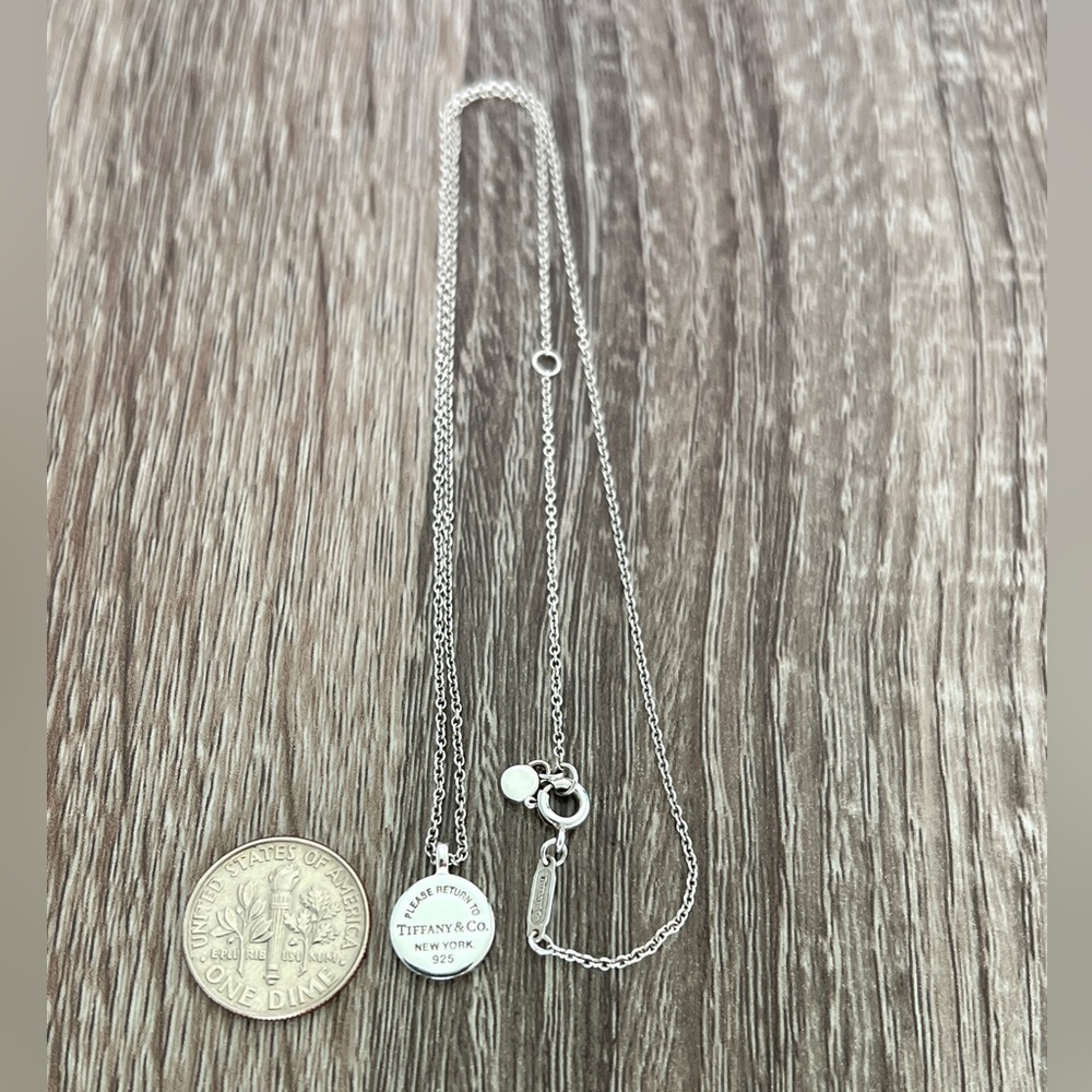 Small Rtt Circle Necklace